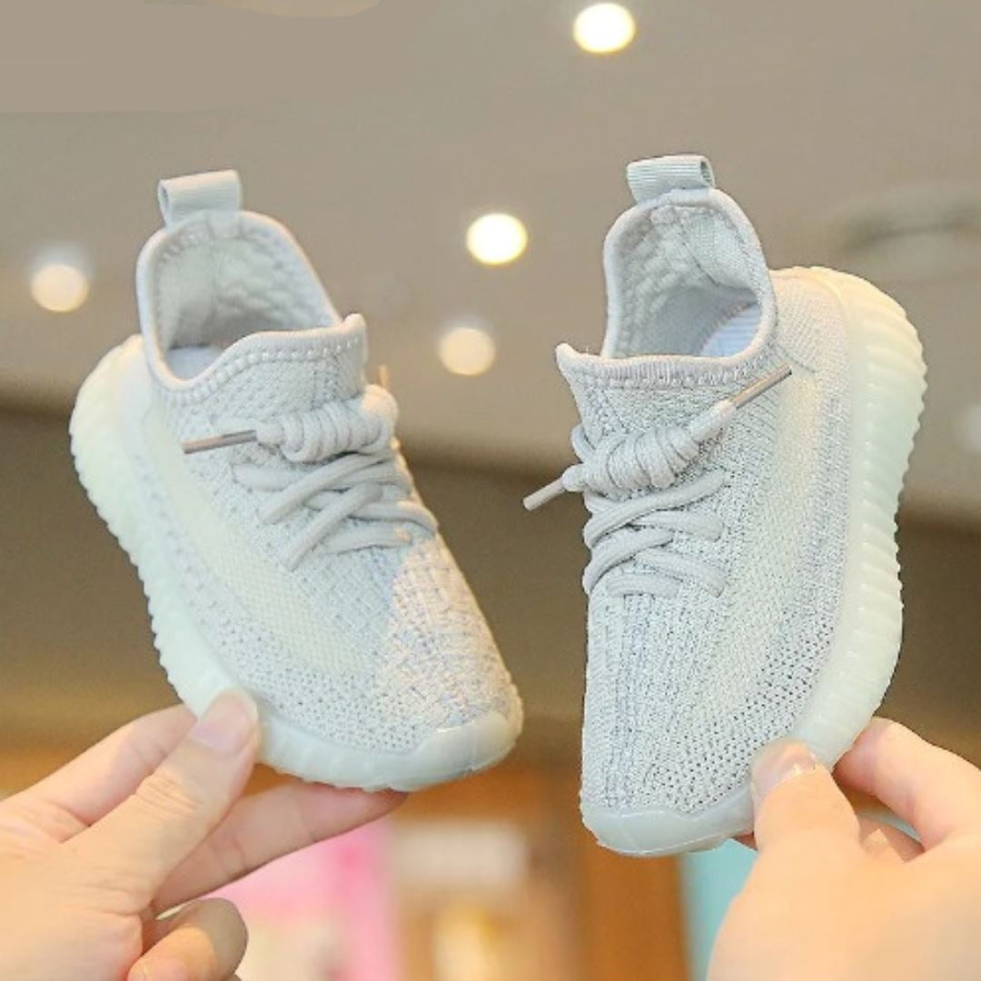 Tênis Yezzy - Estilo e Qualidade Yokids®